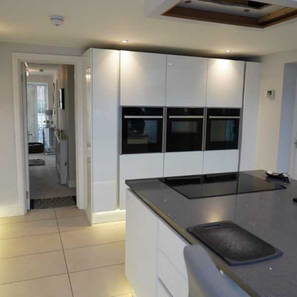 Fitted Kitchen Greasby